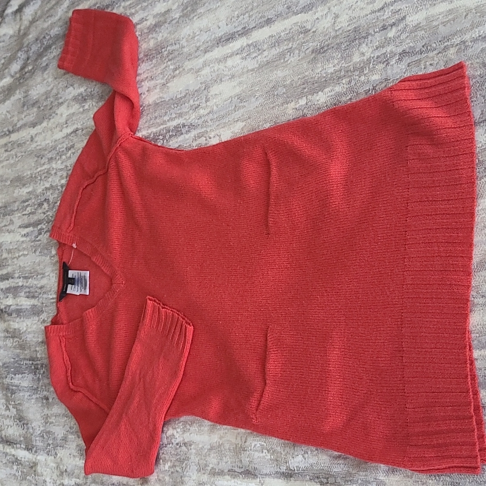 Bcbg Maxazria primrose hansen sweater top/dress. Size xxs, new with no tags.